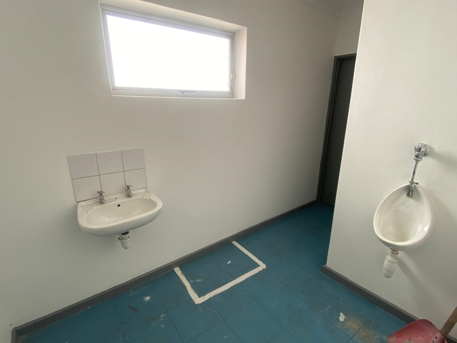 Commercial Property for Sale in Airport Industria Western Cape
